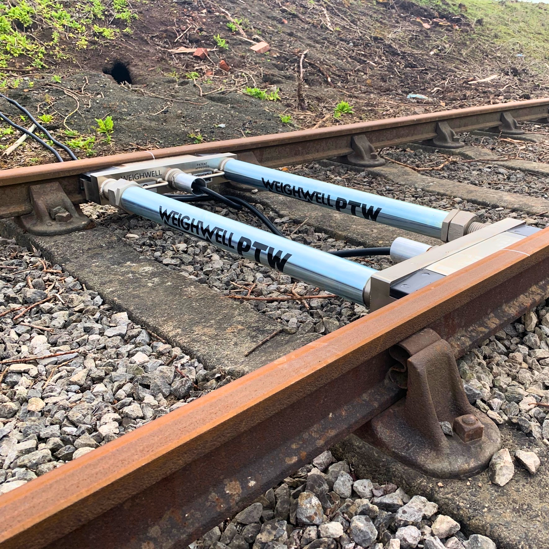 In-Motion Train Weighing system installed in bullhead rail In-Motion Train Weighing system installed in bullhead rail
